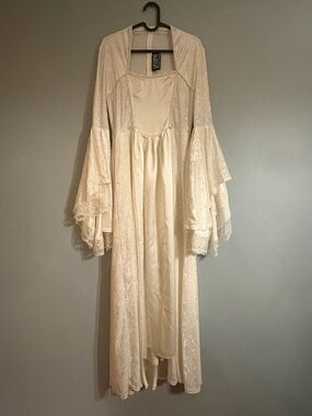 Vintage Y2K Lip Service White Cream Velvet Bell Sleeve Satin Gown Dress w/Lace